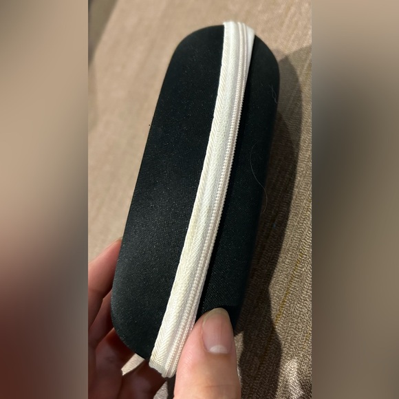 Taylor Swift Sunglasses CASE ONLY! - Picture 4 of 4